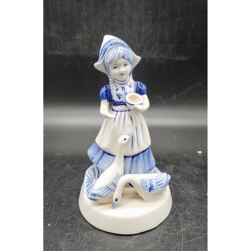 Vtg Delft BLUE HOLLAND Girl Geese Figure Maiden Feeding Birds #0101  Delfts Blue